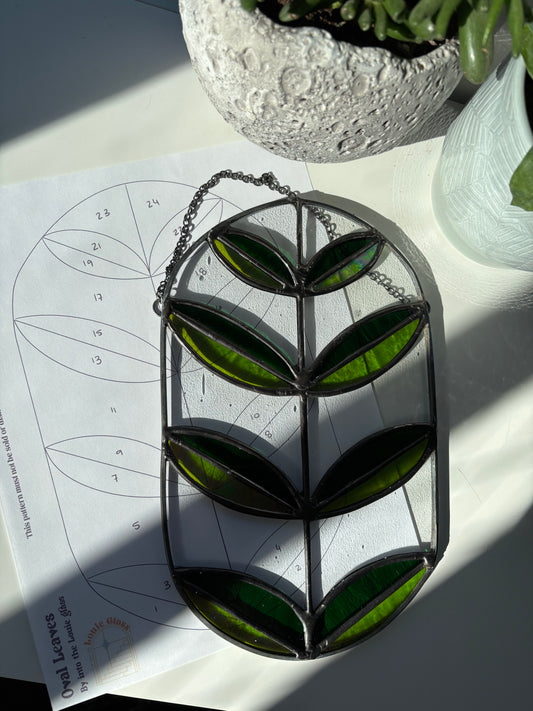 Oval - Leaves - Pattern only